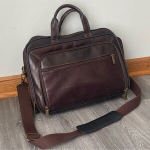 Heritage brown leather travel briefcase